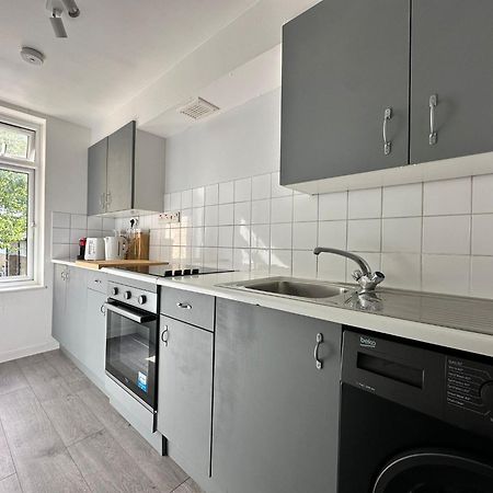 Cosy 2 Bedroom Flat In Manor House Londen Buitenkant foto