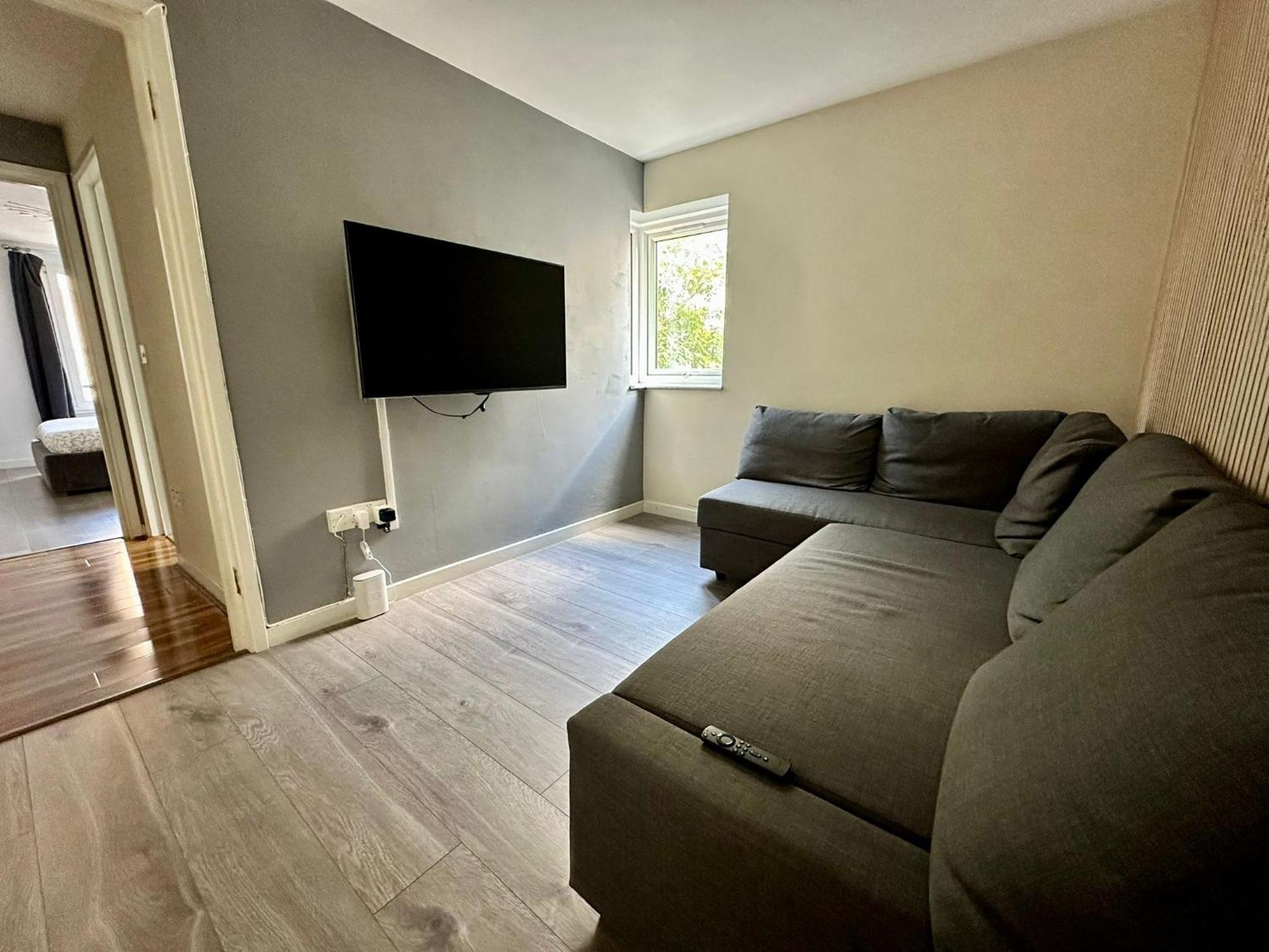 Cosy 2 Bedroom Flat In Manor House Londen Buitenkant foto